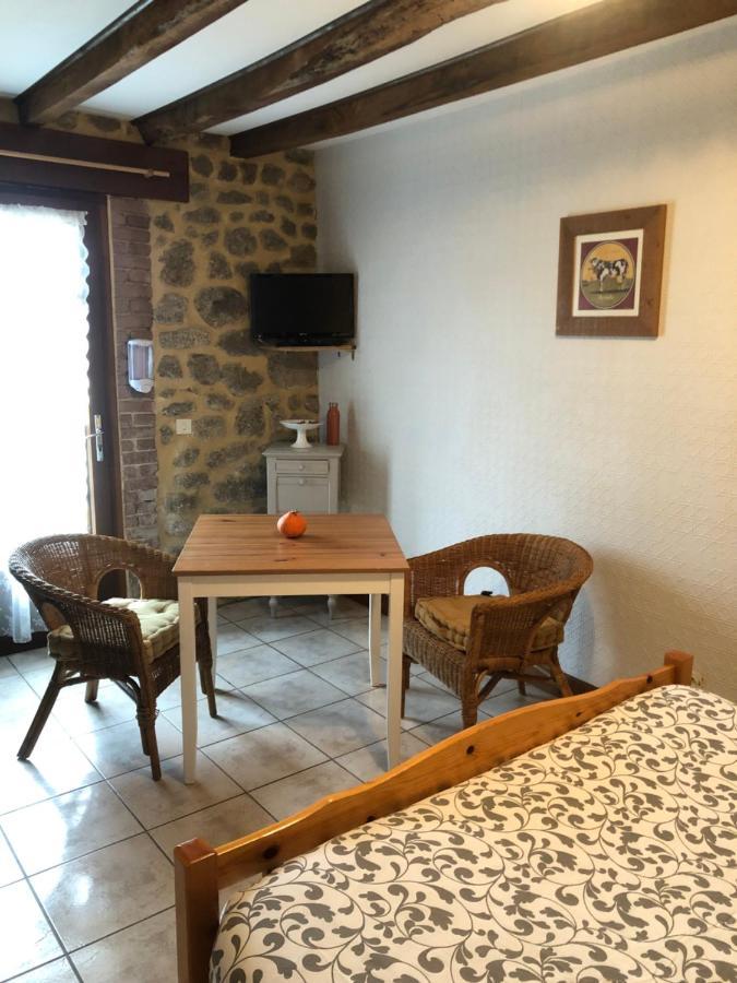Maison D'Hotes Ourdeaux Et Gite Chez Rouchon Alleyrat  Eksteriør billede